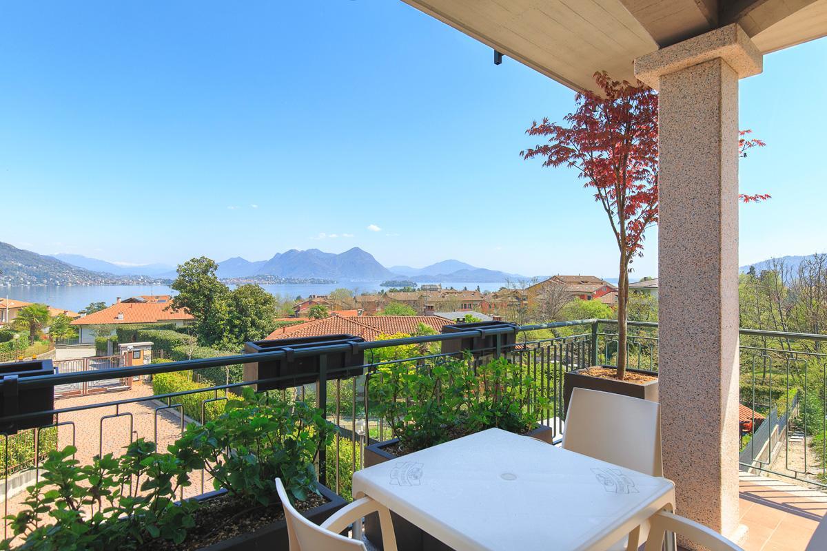 Appartamento Lido Blu By Impero House Baveno Luaran gambar